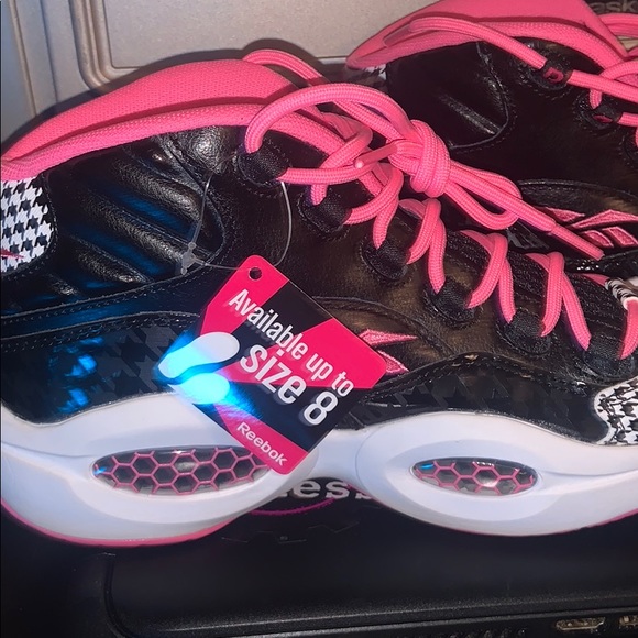 Reebok Questions - Picture 3 of 6